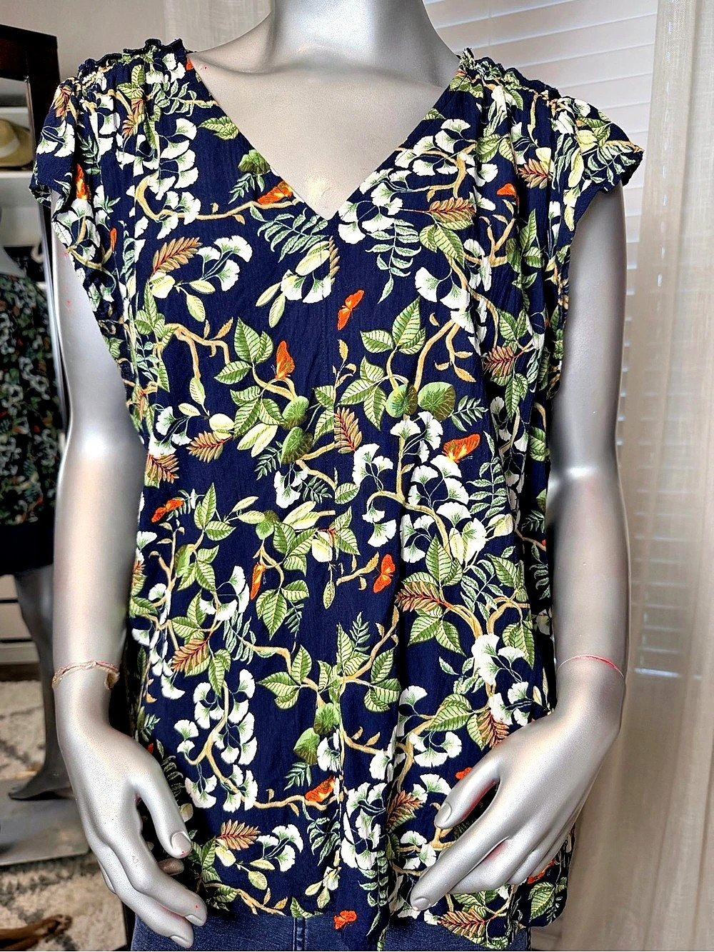 LOFT Navy Blue Botanical Floral Butterfly Print V-Neck Flutter Sleeve Blouse XL